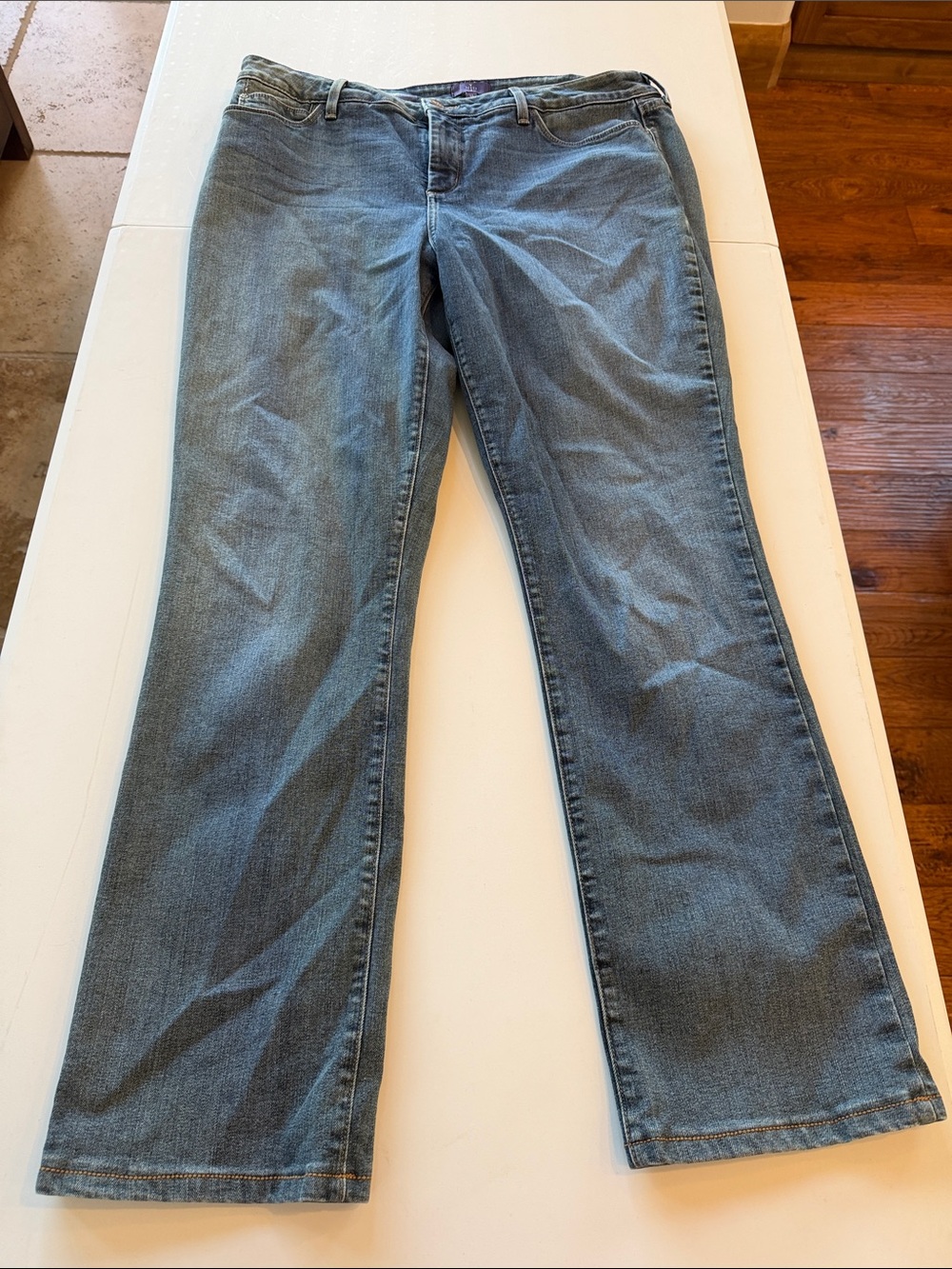 NYDJ Women's Flare Jeans in Medium Blue Wash